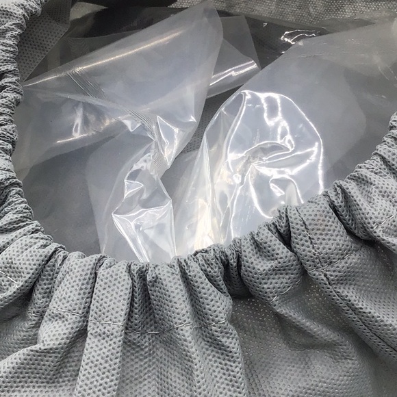 Budge lot558 car cover - Picture 2 of 3